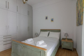 Central Apartment For 4 ppl In Athens